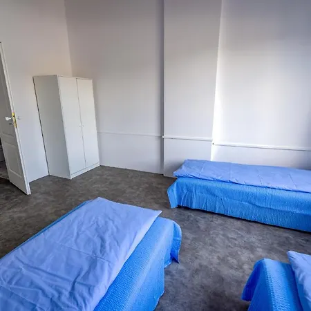 Pokoje Fregata Rum i privatbostad